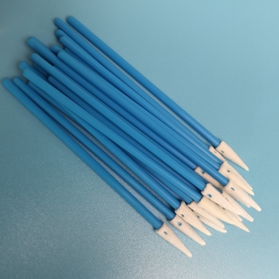 Swab di schiuma punteggiata senza lingotti con maniglia verde / rossa per pulizia elettronica Qtips
