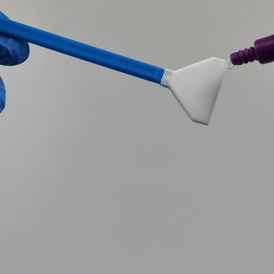 Swab di pulizia senza sensori morbidi per apparecchiature fotografiche Microfibra assorbente a forma di V imballato individualmente