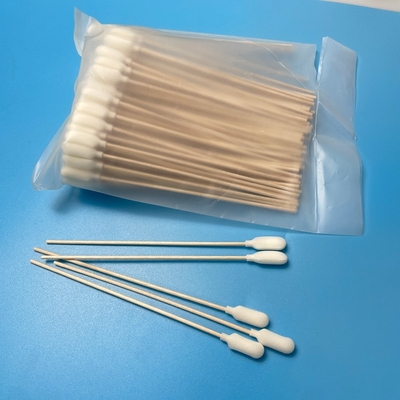 Testa bianca rotonda coperta di schiuma Esemplare di raccolta tamponi di cotone baccelli di legno maniglia